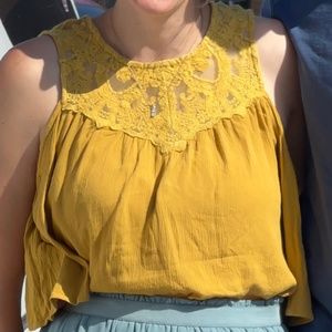 Ella Moss Mustard yellow cold shoulder lace flowy tank